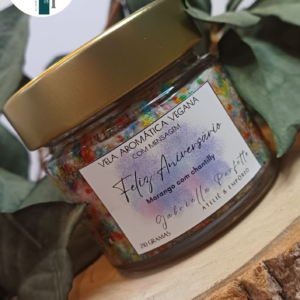 Vela Aromática Vegana com mensagem | ANIVERSÁRIO - 110 gramas